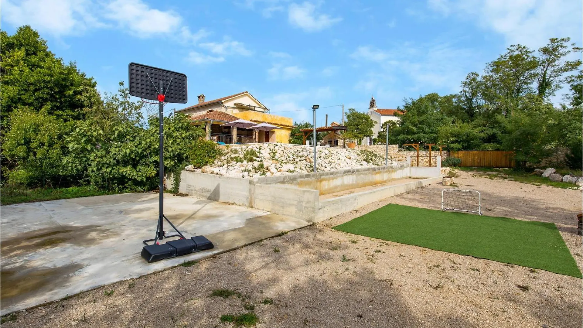 Holiday home Gorgeous Home In Kras With Outdoor Swimming Pool